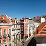 Serviced Bairro Alto 4*