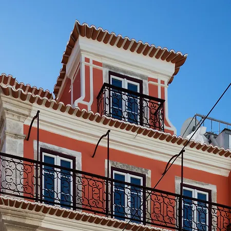 Serviced Bairro Alto Apartment *
