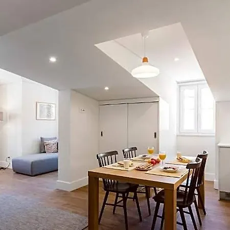 Serviced Bairro Alto Отель Лиссабон