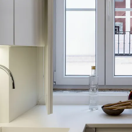 Serviced Bairro Alto Otel